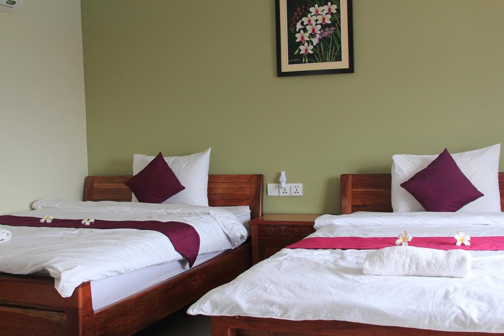 Neakru Guesthouse And Restaurant Kampot Buitenkant foto